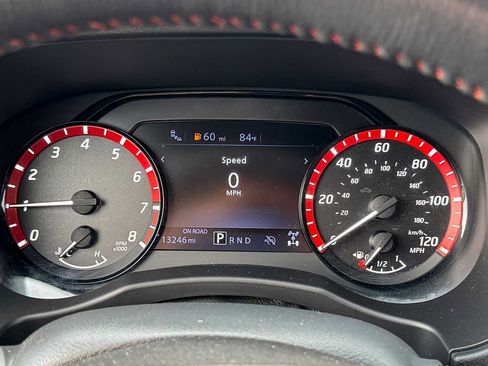 Used 2026 Nissan Frontier PRO-4X AWD/4WD image 17