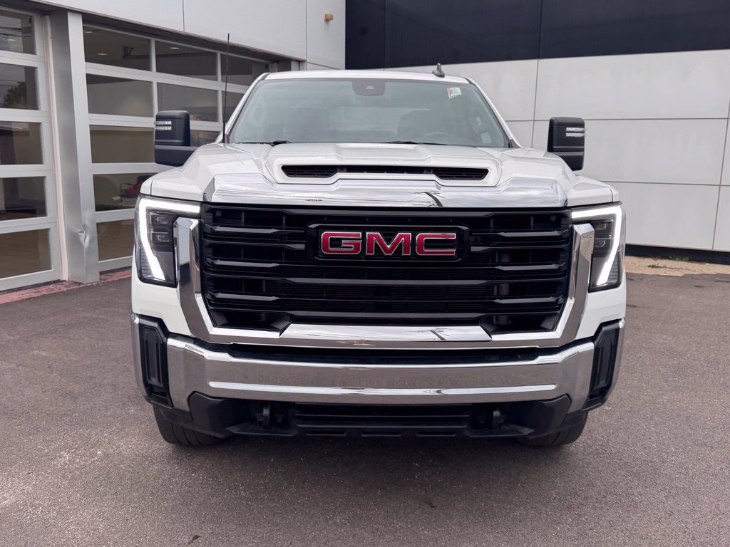 Used 2024 GMC Sierra 3500 Pro w/ Convenience Package AWD/4WD image 10
