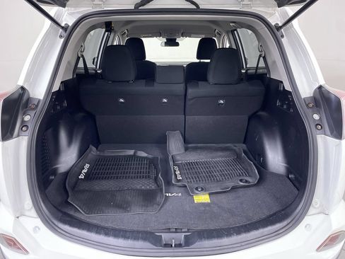 Used 2017 Toyota RAV4 LE w/ All Weather Liner Package AWD/4WD image 20