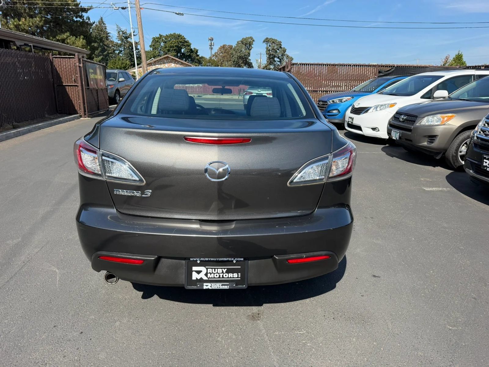 Used 2010 MAZDA MAZDA3 i Touring FWD image 5