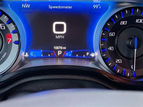 Used 2022 Chrysler 300 S RWD image 12