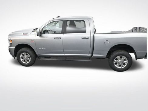 Used 2024 RAM 2500 Laramie image 28