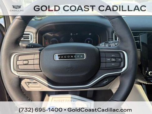 Used 2024 Jeep Wagoneer 4WD w/ Premium Group I image 22