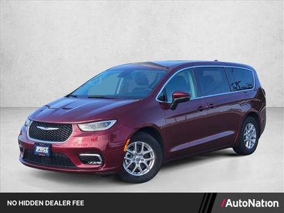 Used 2023 Chrysler Pacifica Touring-L