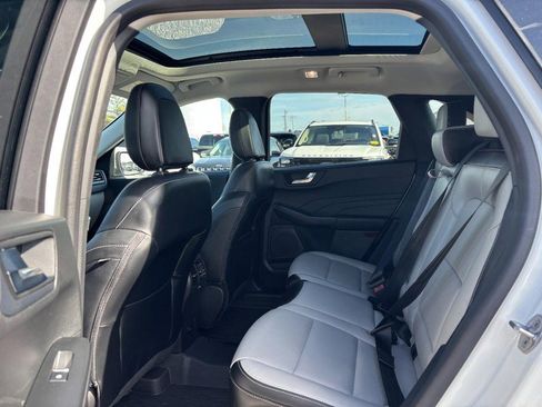 Used 2023 Ford Escape Platinum image 12