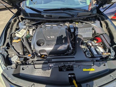 Used 2018 Nissan Maxima 3.5 SV FWD image 10