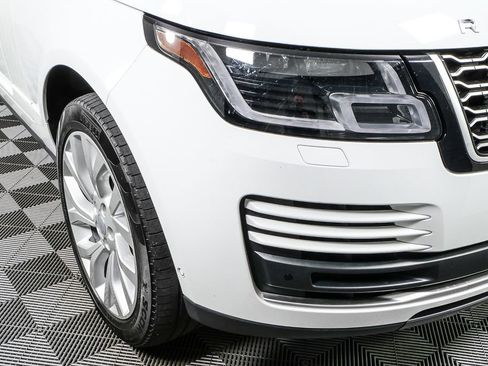 Used 2020 Land Rover Range Rover HSE image 35