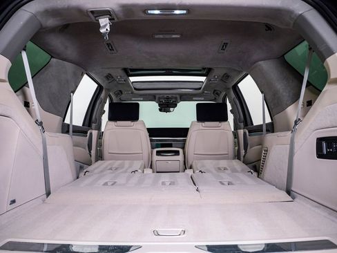 Used 2025 Cadillac Escalade Sport Platinum image 33