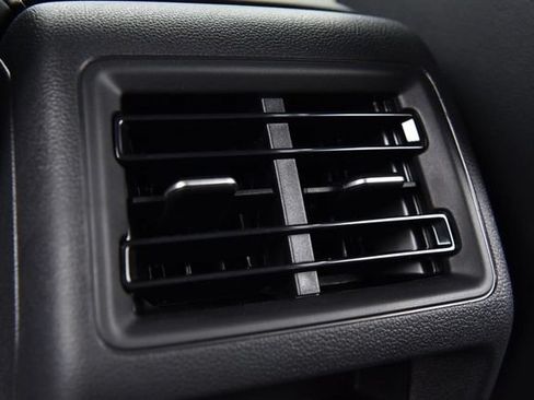 New 2026 Volkswagen Tiguan SE R-Line AWD/4WD image 23