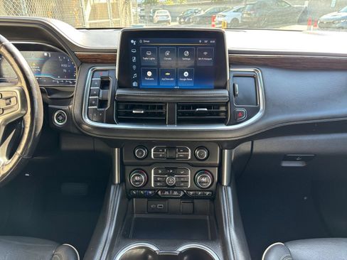 Used 2023 Chevrolet Tahoe Premier RWD image 17