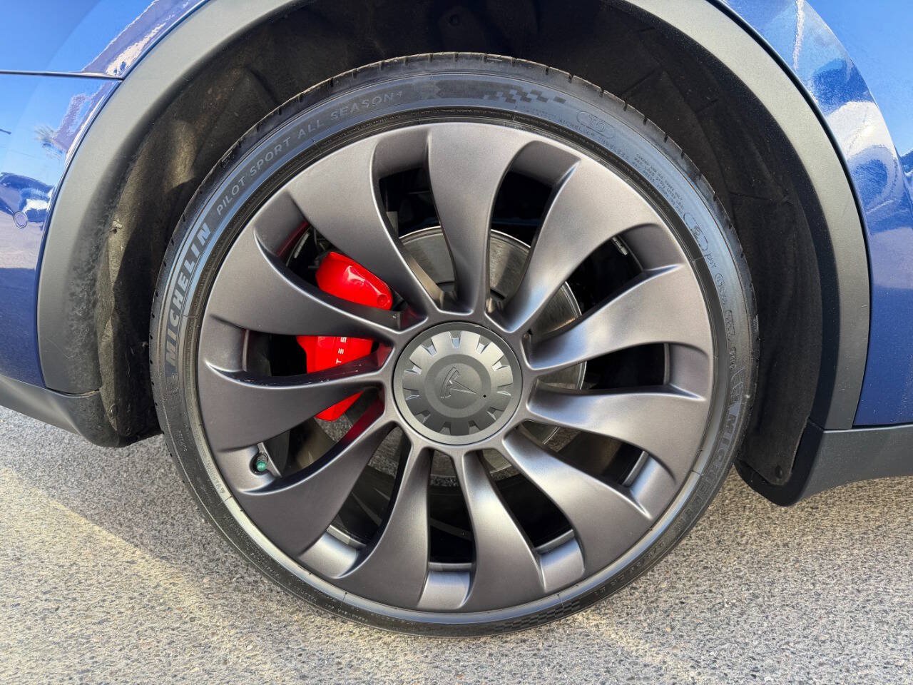 Used 2021 Tesla Model Y Performance AWD/4WD image 11