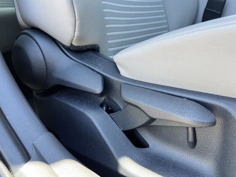Used 2024 Toyota Camry SE FWD image 25