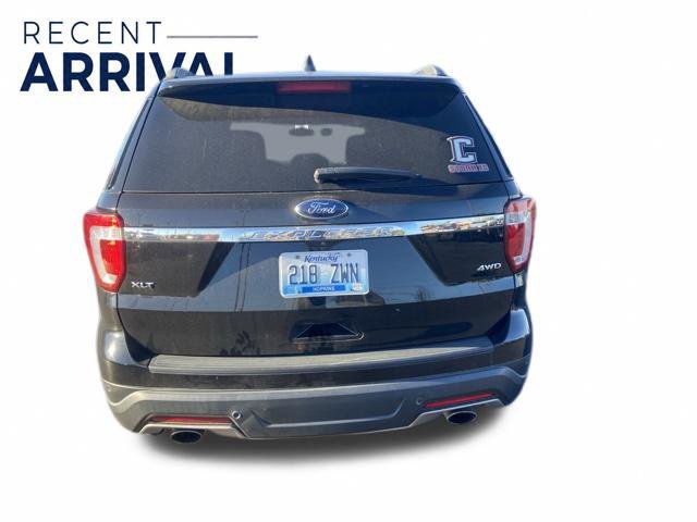 Used 2018 Ford Explorer XLT AWD/4WD image 5