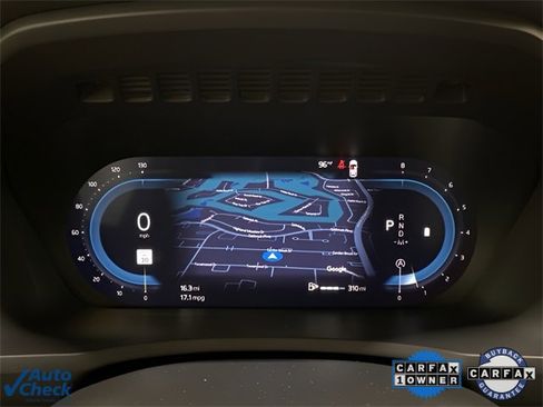 Used 2025 Volvo XC90 B6 Plus image 9