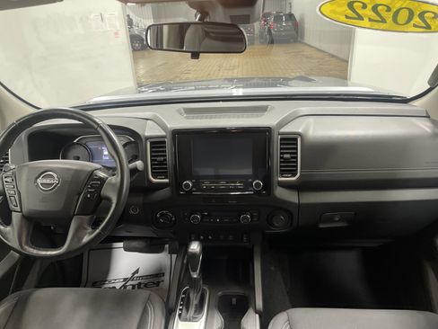 Used 2022 Nissan Frontier SV image 22