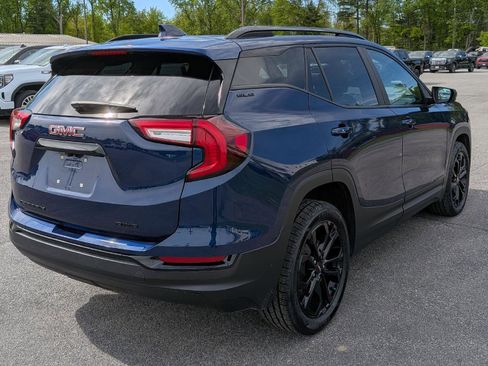 Used 2022 GMC Terrain SLE w/ Driver Convenience Package AWD/4WD image 7