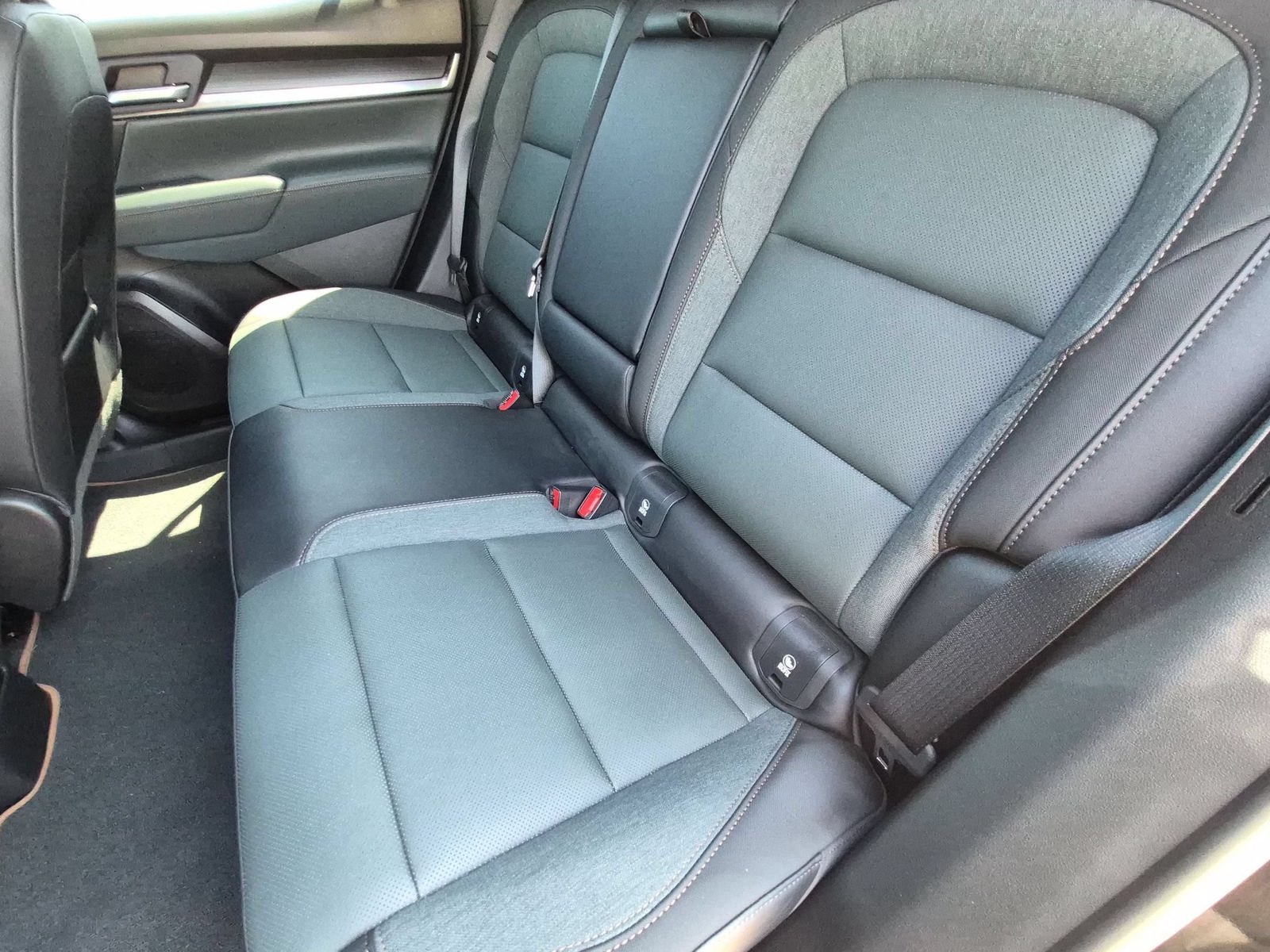 New 2026 GMC Terrain AT4 w/ Convenience Package III AWD/4WD image 28