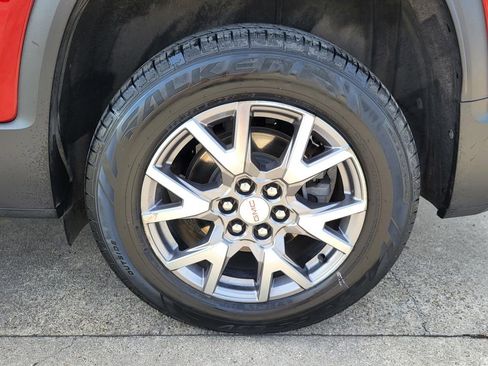 Certified 2022 GMC Acadia SLT w/ Technology Package image 31