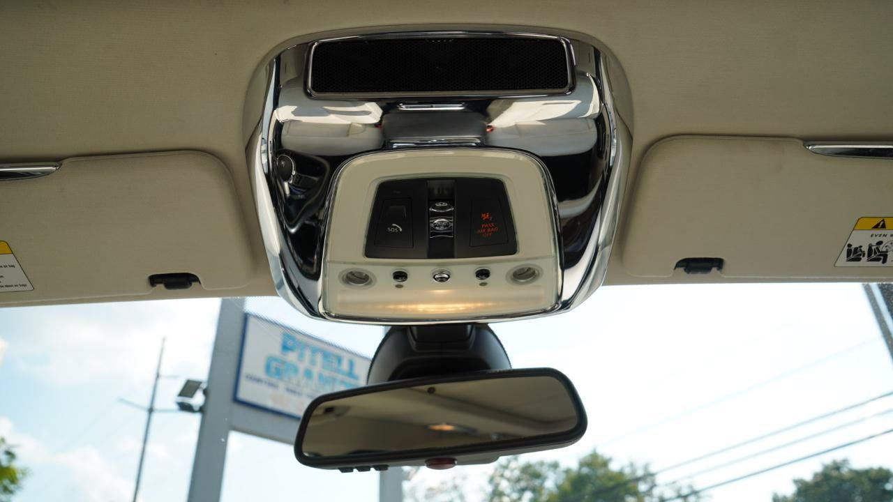 Used 2011 Rolls-Royce Ghost RWD image 76