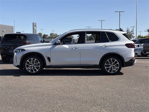 Used 2024 BMW X5 xDrive40i image 9