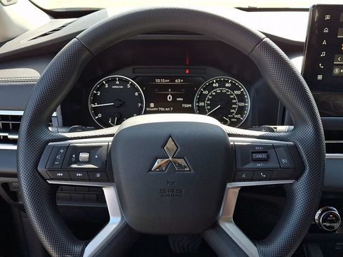 New 2026 Mitsubishi Outlander ES AWD/4WD image 14