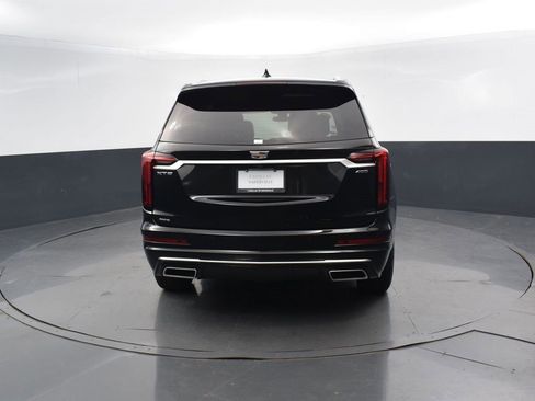 Used 2024 Cadillac XT6 Premium Luxury image 5