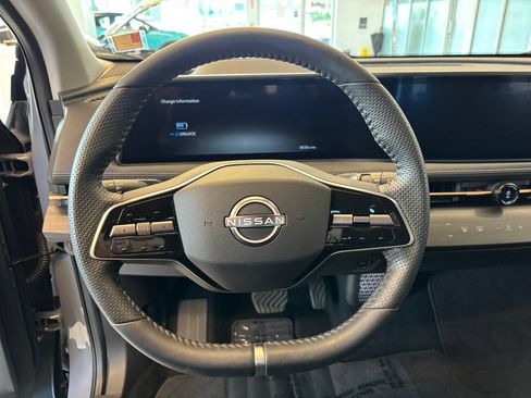 Certified 2025 Nissan Ariya AWD image 18