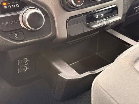 Used 2019 RAM 1500 Big Horn RWD image 45