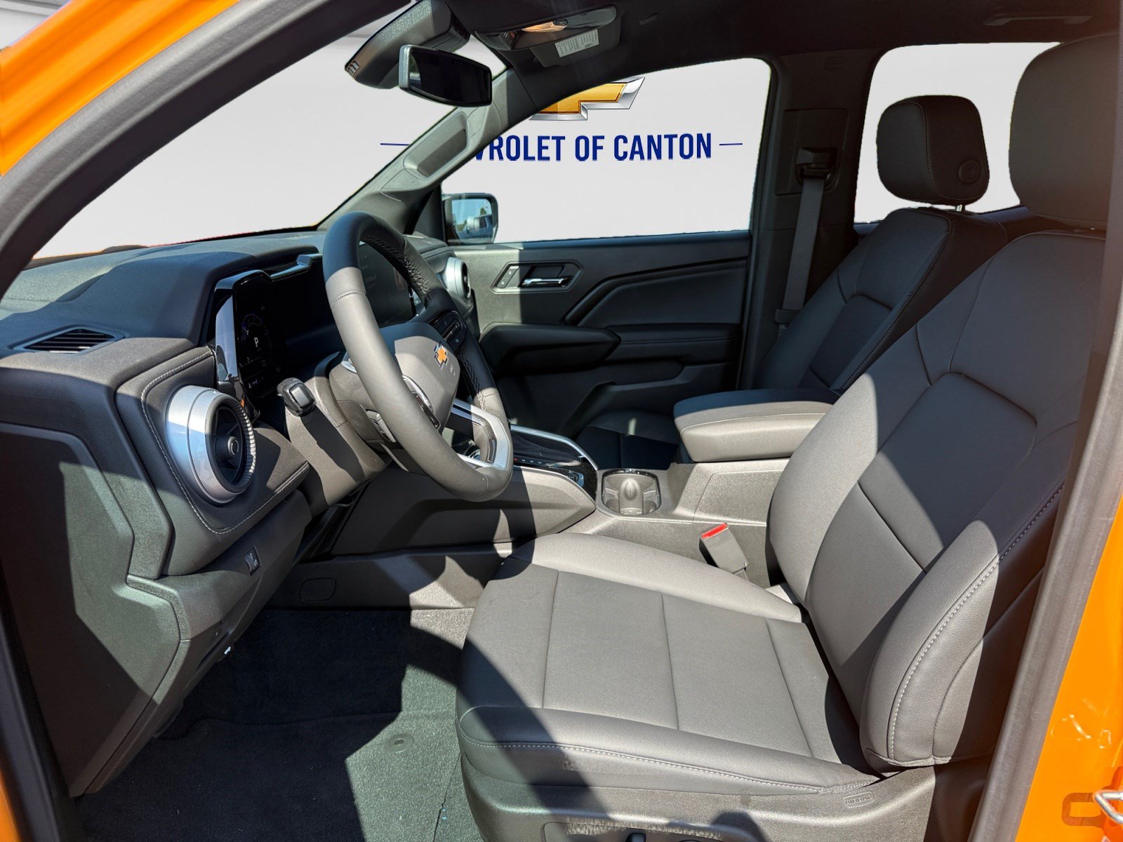 Used 2026 Chevrolet Colorado LT w/ LT Convenience Package AWD/4WD image 9