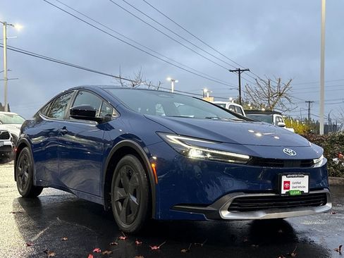 Certified 2024 Toyota Prius Prime SE image 7