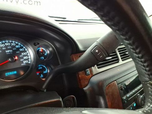 Used 2012 Chevrolet Tahoe LT w/ Luxury Package image 19