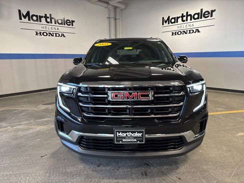 Used 2025 GMC Acadia Elevation image 2