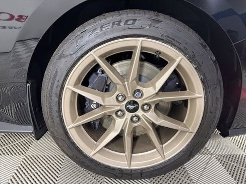 New 2025 Ford Mustang Dark Horse image 26