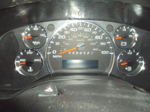 Used 2013 Chevrolet Express 1500 AWD image 16