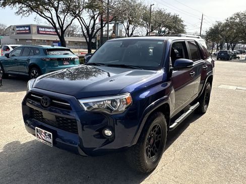 Used 2023 Toyota 4Runner SR5 Premium w/ Moonroof Package image 17