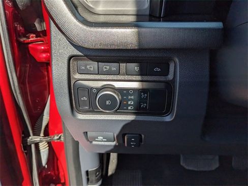 Certified 2024 Ford F450 Platinum image 30