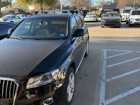 Used 2017 Audi Q5 2.0T Premium Plus w/ Technology Package image 2