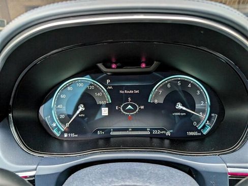 Used 2023 Genesis GV70 2.5T w/ Sport Prestige Package image 21