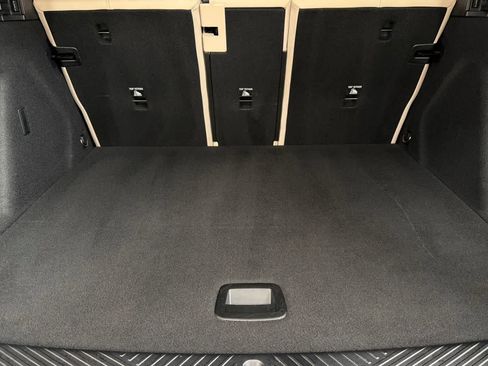 Used 2025 BMW X3 xDrive30i w/ Convenience Package image 15