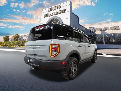 Used 2024 Ford Bronco Sport Badlands AWD/4WD image 3