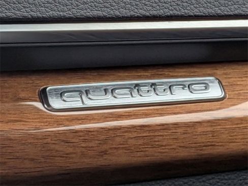 Used 2023 Audi Q5 2.0T Premium w/ Convenience Package image 23