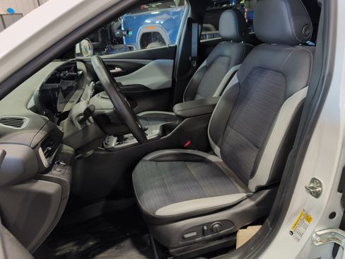 Used 2024 Buick Envista Preferred w/ Convenience I Package image 7