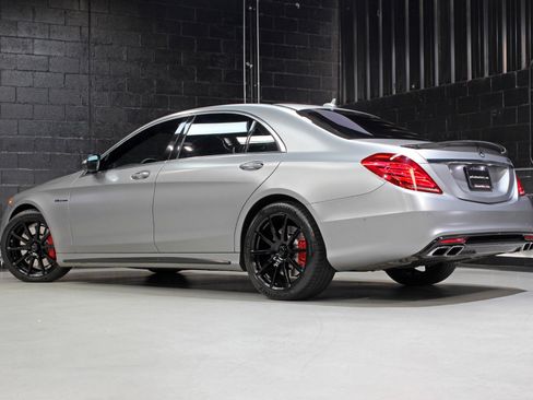 Used 2017 Mercedes-Benz S 63 AMG AMG S 63 Carbon Fiber Exterior w/ Carbon Fiber Exterior Package image 93