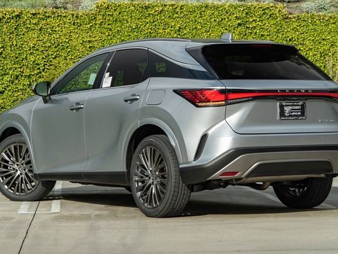 New 2026 Lexus RX 350 FWD image 2