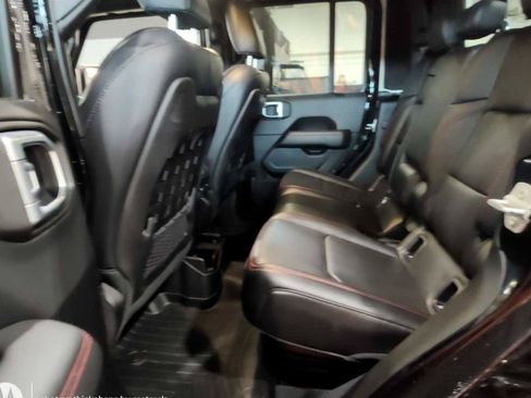 Used 2020 Jeep Gladiator Rubicon w/ Advanced Safety Group AWD/4WD image 10