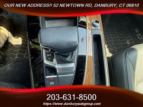 Used 2023 Audi Q5 2.0T Premium Plus w/ Premium Plus Package AWD/4WD image 13