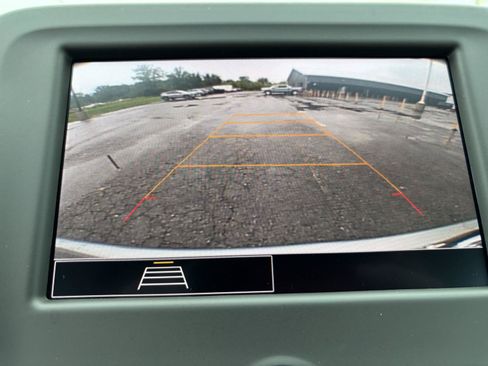 Used 2024 Chevrolet Equinox LS AWD/4WD image 28
