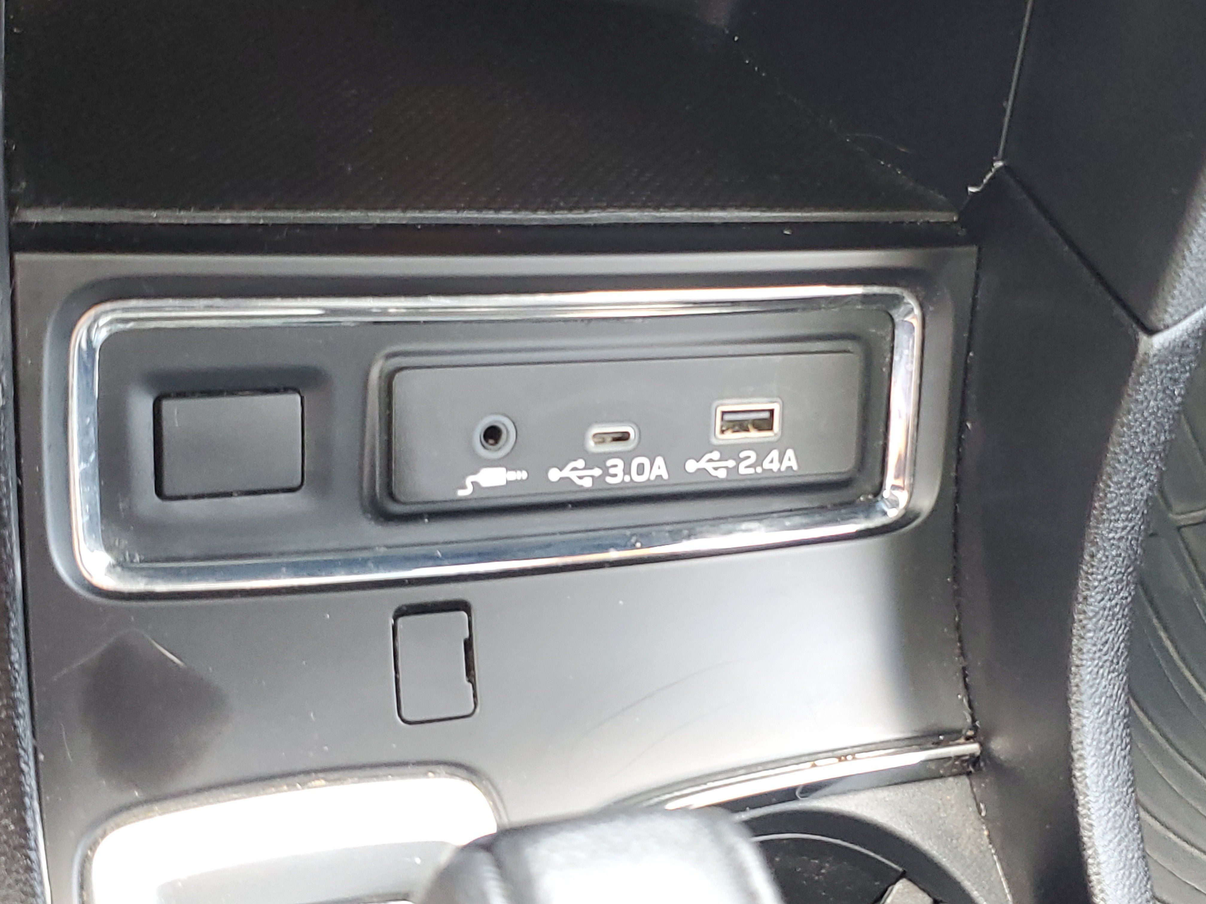 Used 2023 Subaru Ascent Onyx Edition AWD/4WD image 31