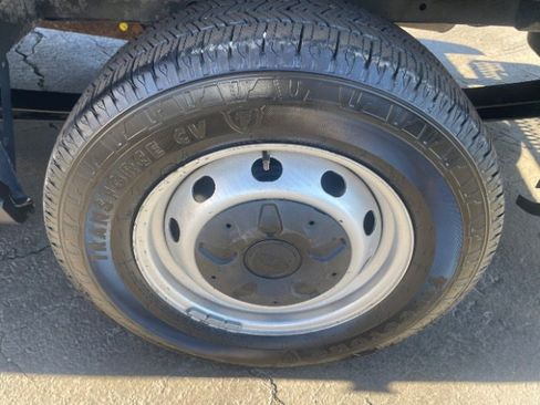 Used 2019 Ford Transit 250 148 High Roof Extended image 22