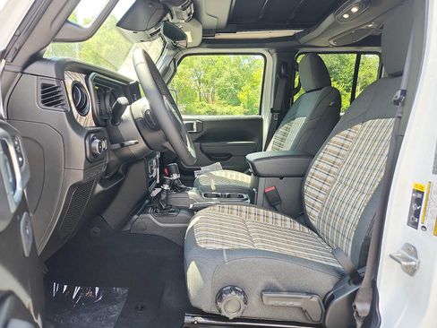 New 2026 Jeep Wrangler Unlimited Sport AWD/4WD image 9